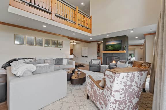 Trapp Alpine Chalet - Image 3